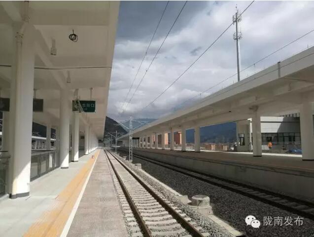 蘭渝鐵路最新進展！除胡麻嶺隧道外已全線鋪通