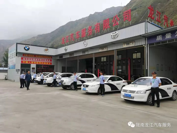 金錘鈑金，銀槍噴漆！龍江汽修值得信賴！